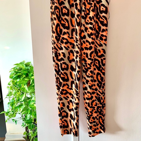 LF LEOPARD ORANGE NEON TAPERED PANTS / MIKA & GALA - Picture 3 of 3